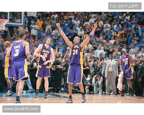 2007年季后赛湖人与太阳的激烈对决与历史回顾