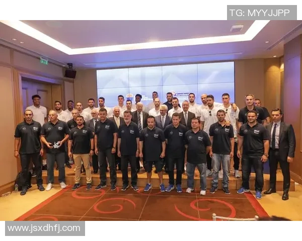 中国男篮在2004年与西班牙的激烈对决回顾与分析