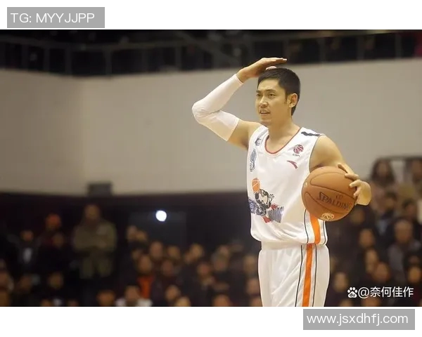 张庆鹏：从篮球场上的拼搏者到商业领域的成功转型者的传奇故事