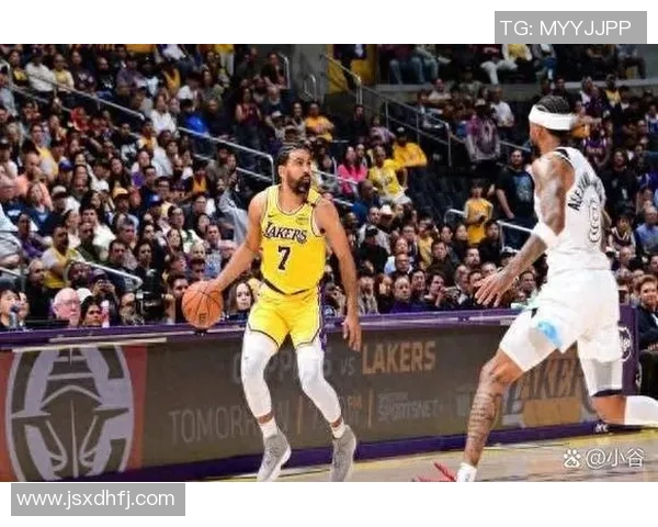 洛杉矶湖人队与森林狼的激烈对决揭示NBA季后赛的悬念与精彩瞬间